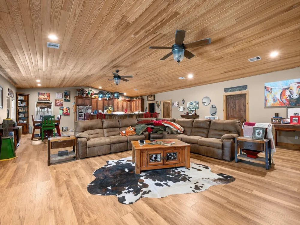 9187 Fm1486 P O Box 267 Road Richards, TX 77873