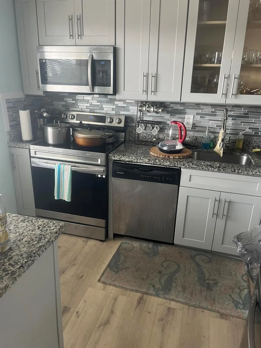3531 Inverrary Drive #308 Lauderhill, FL 33319