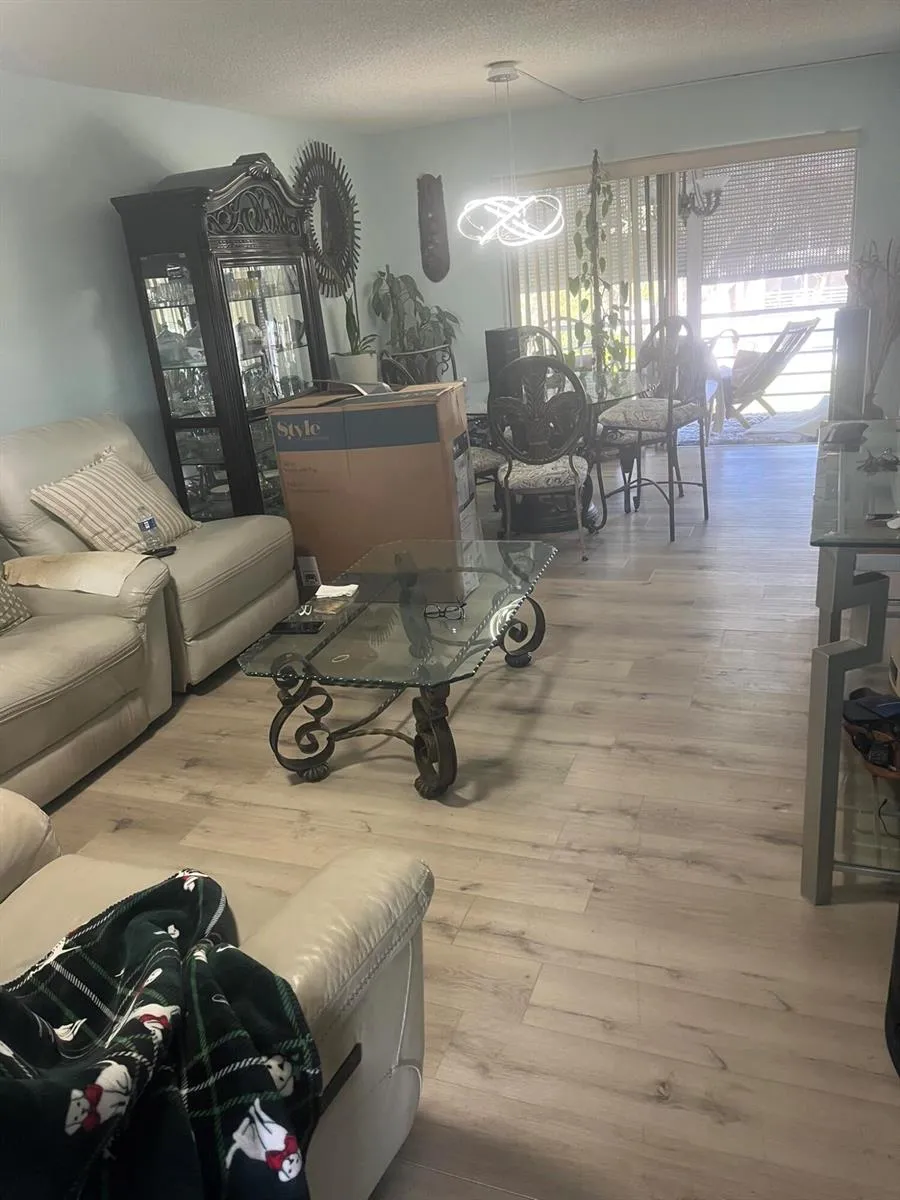 3531 Inverrary Drive #308 Lauderhill, FL 33319