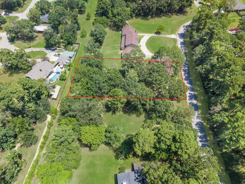 2223 Athens Drive New Caney, TX 77357