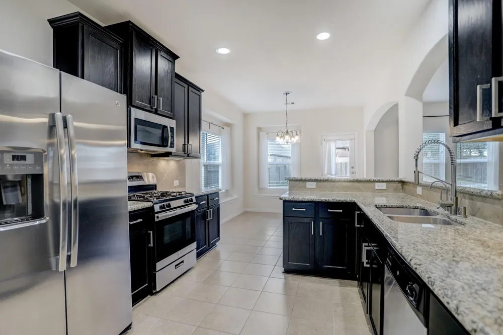 52 Hallmark Drive Conroe, TX 77304