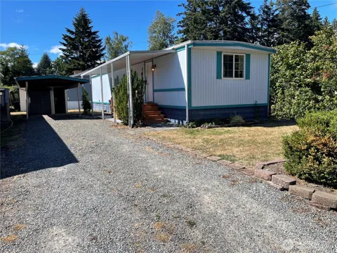 600 NE Lincoln Drive #8