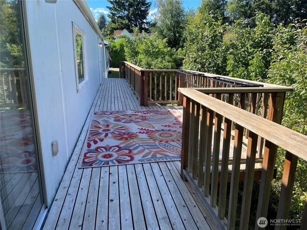 600 NE Lincoln Drive #8 Poulsbo, WA 98370