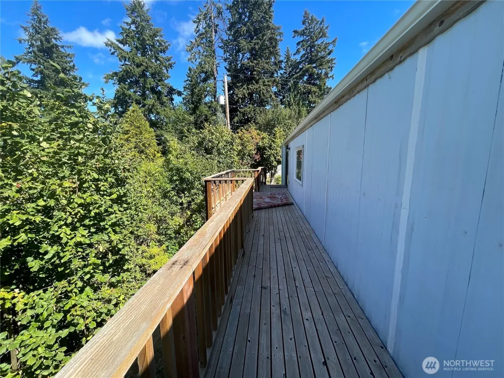 600 NE Lincoln Drive #8 Poulsbo, WA 98370
