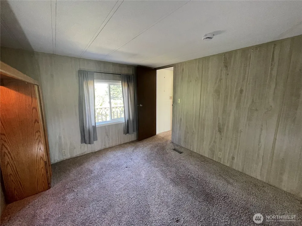 600 NE Lincoln Drive #8 Poulsbo, WA 98370