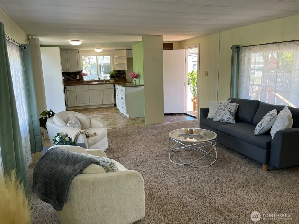 600 NE Lincoln Drive #8 Poulsbo, WA 98370
