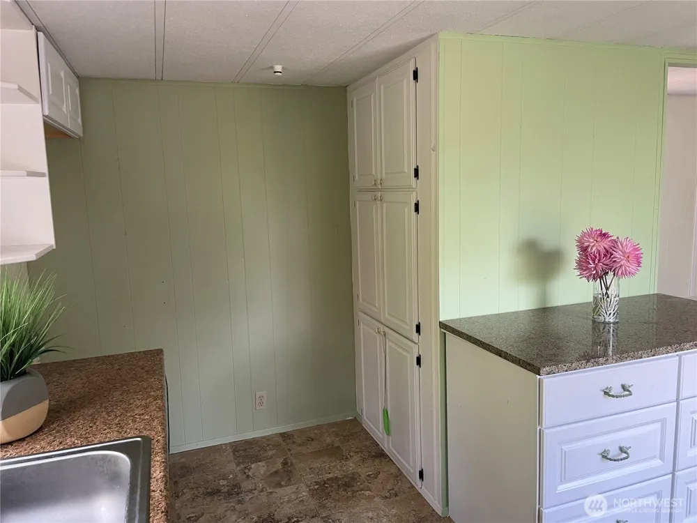 600 NE Lincoln Drive #8 Poulsbo, WA 98370