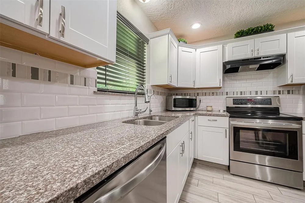 16614 Forest Bend Avenue Friendswood, TX 77546