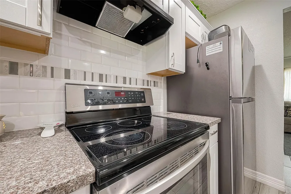 16614 Forest Bend Avenue Friendswood, TX 77546