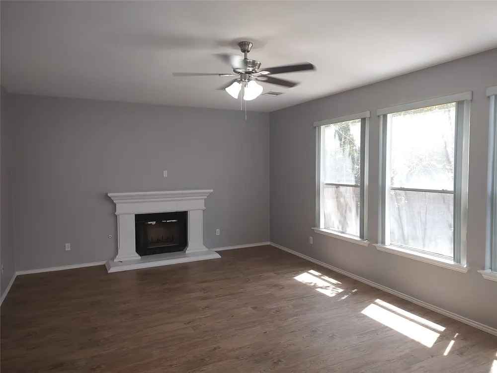 14425 Mowsbury Drive Austin, TX 78717