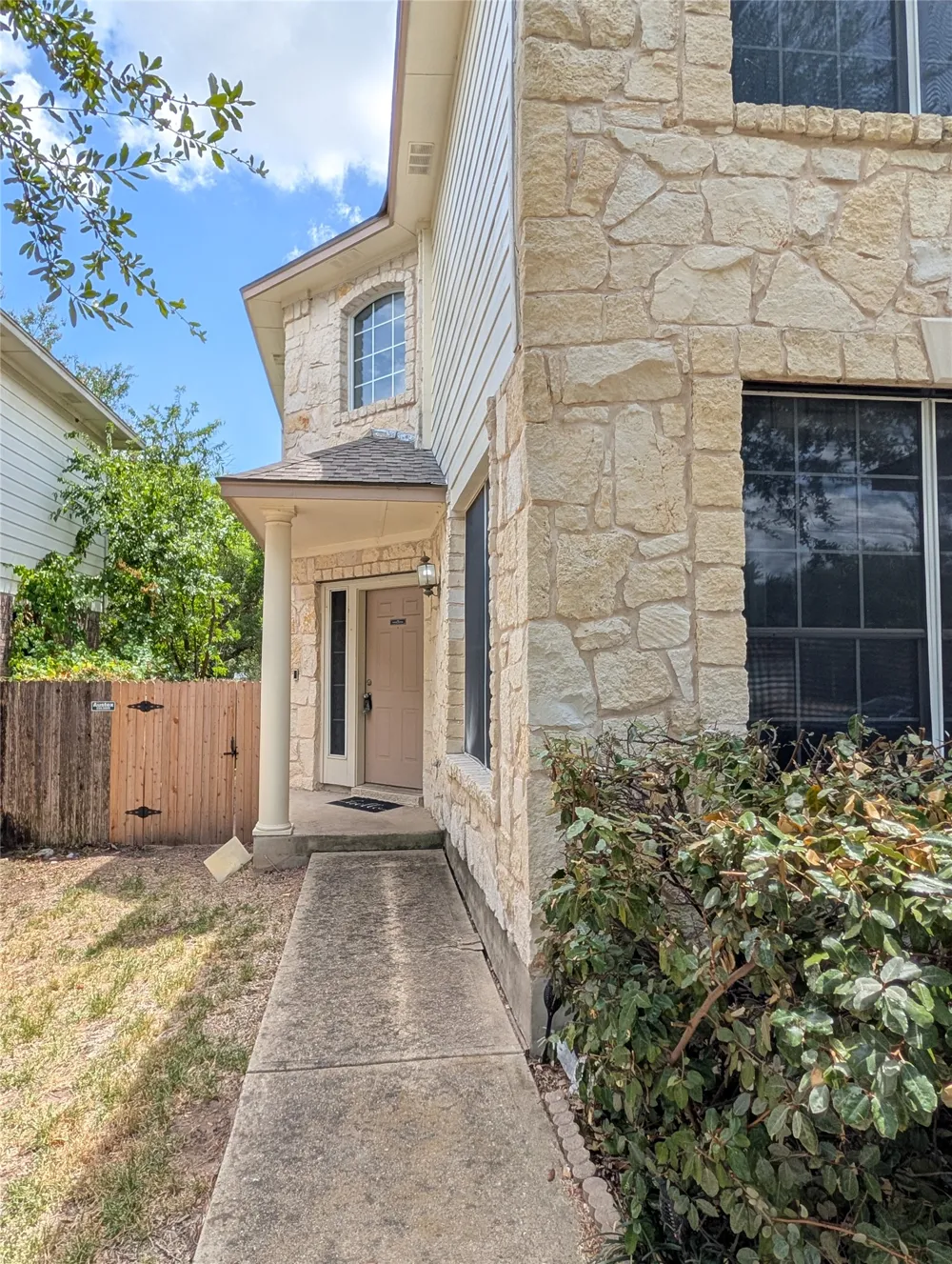 14425 Mowsbury Drive Austin, TX 78717