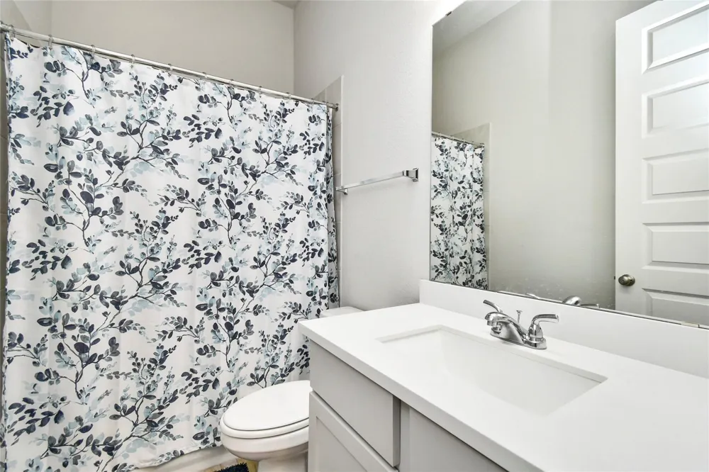 5042 Albany Shores Lane Fulshear, TX 77441