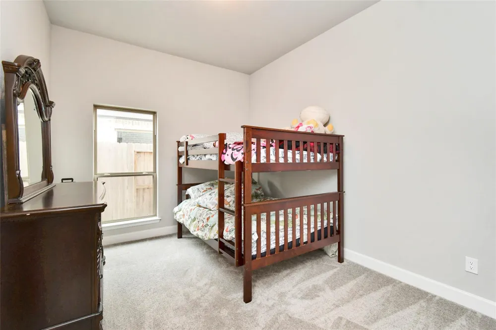5042 Albany Shores Lane Fulshear, TX 77441