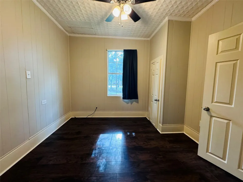 803 Burch Street Brenham, TX 77833
