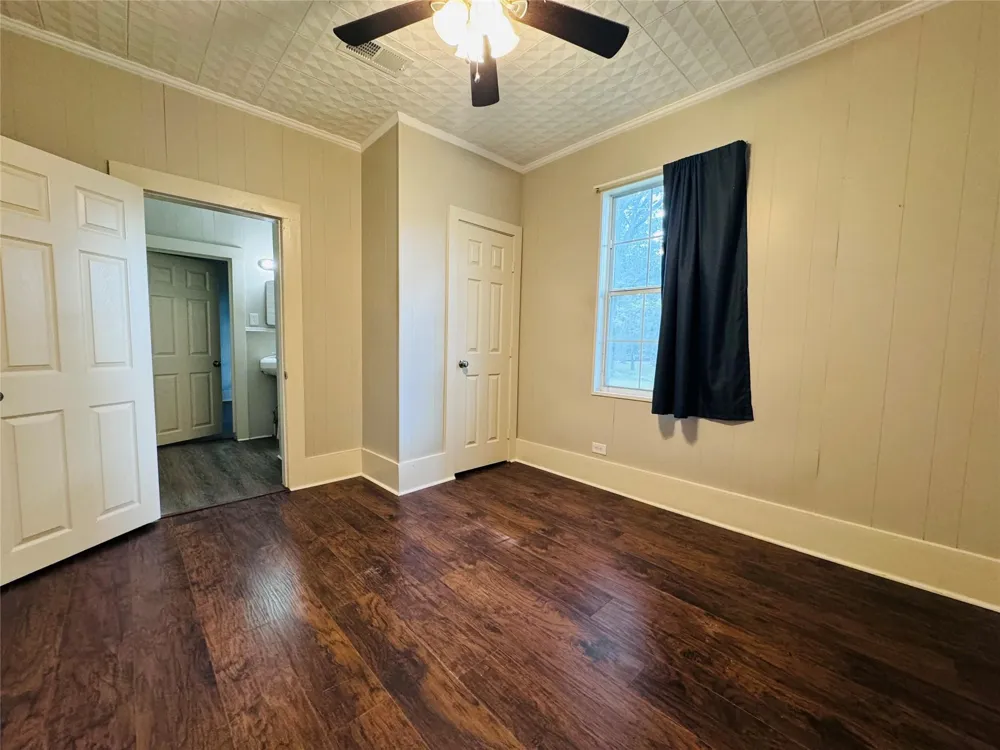 803 Burch Street Brenham, TX 77833
