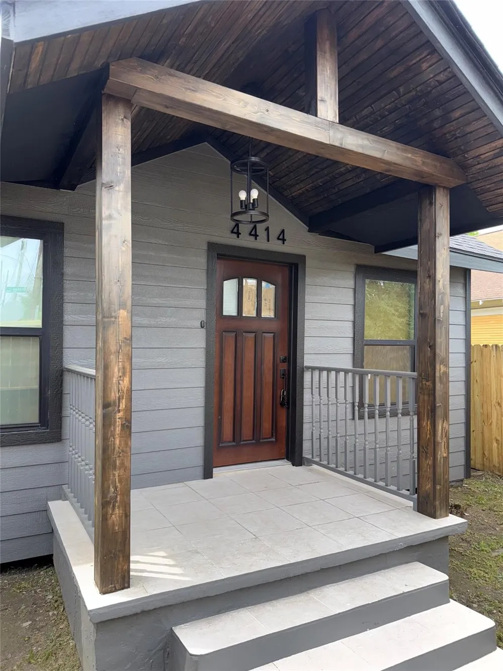 4414 Orange Street Houston, TX 77020