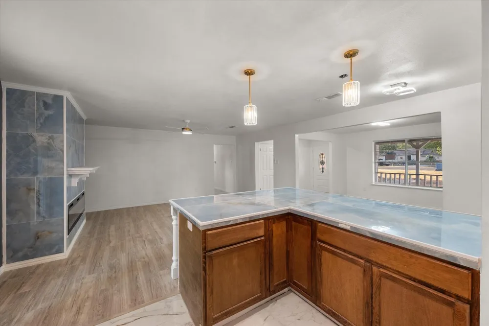 3400 Emhouse Road Corsicana, TX 75110