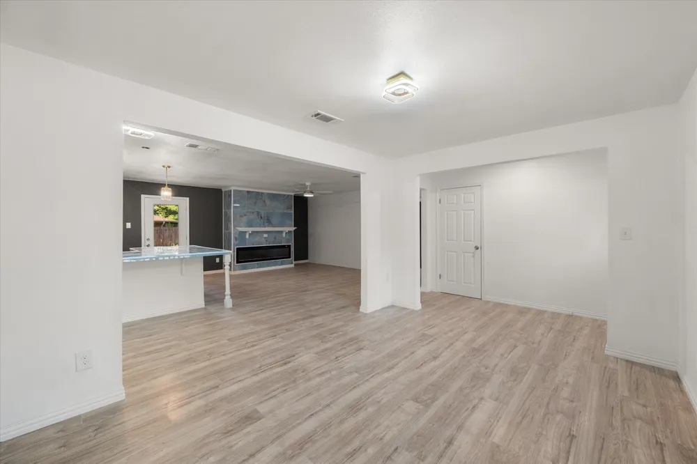 3400 Emhouse Road Corsicana, TX 75110