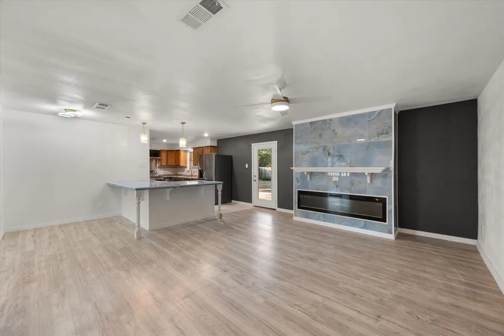 3400 Emhouse Road Corsicana, TX 75110