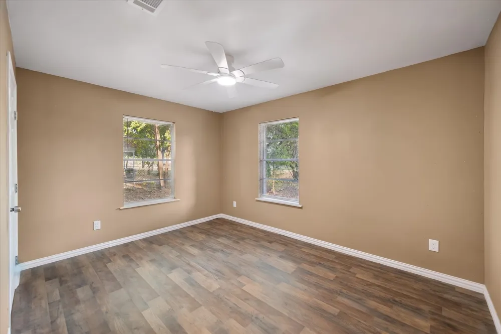 3400 Emhouse Road Corsicana, TX 75110