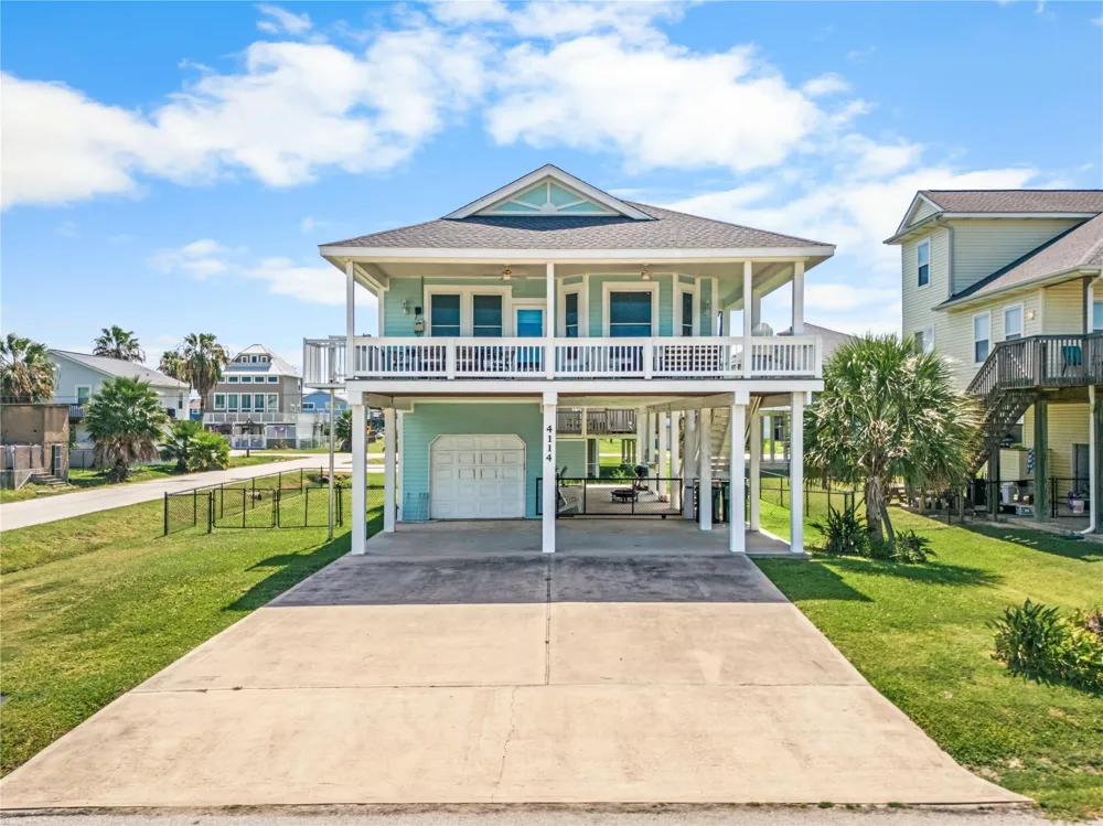 4114 Grayson Drive Galveston, TX 77554