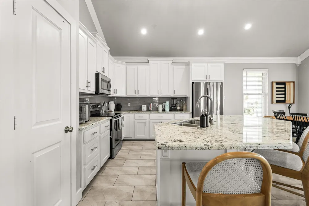 4114 Grayson Drive Galveston, TX 77554