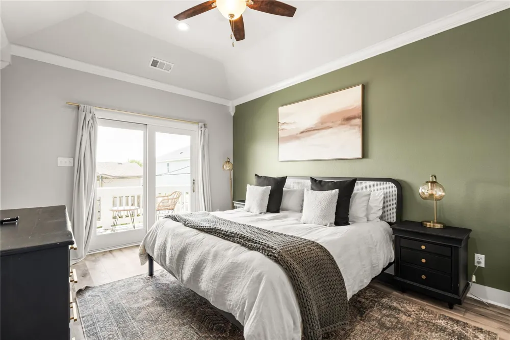 4114 Grayson Drive Galveston, TX 77554