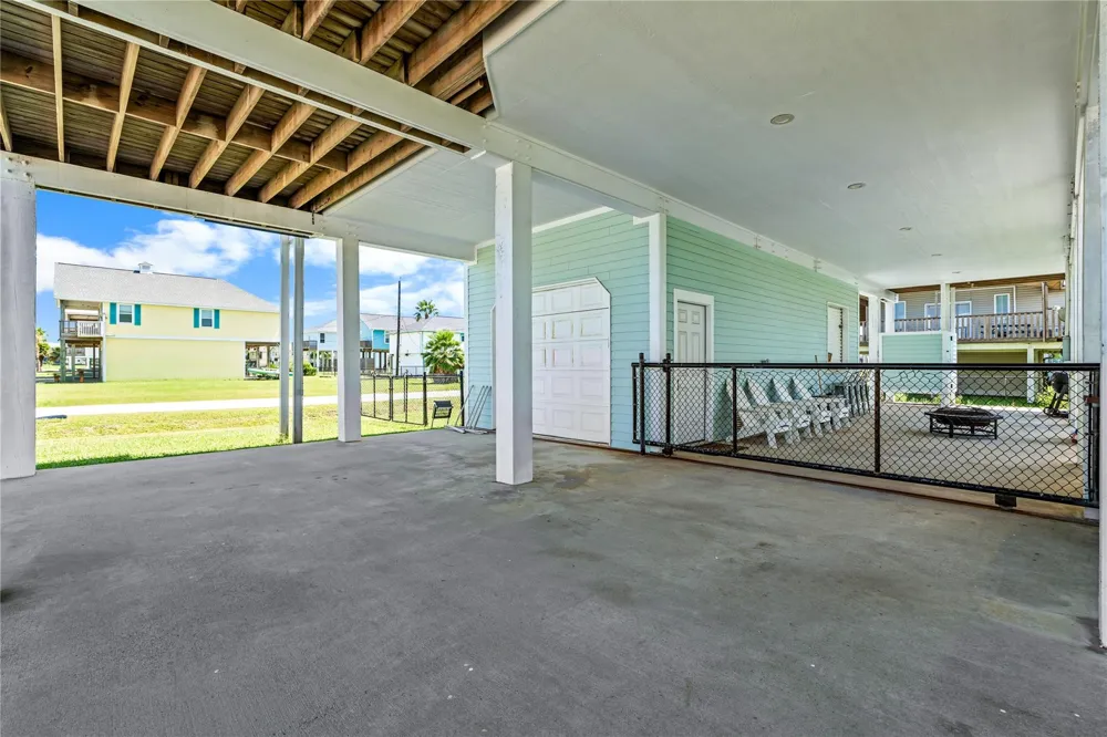 4114 Grayson Drive Galveston, TX 77554