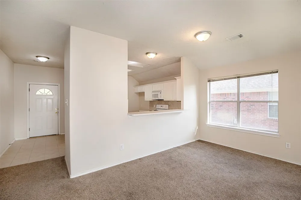 5008 Blanco Drive Pearland, TX 77584