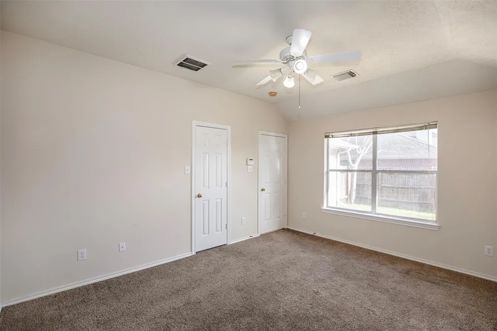 5008 Blanco Drive Pearland, TX 77584