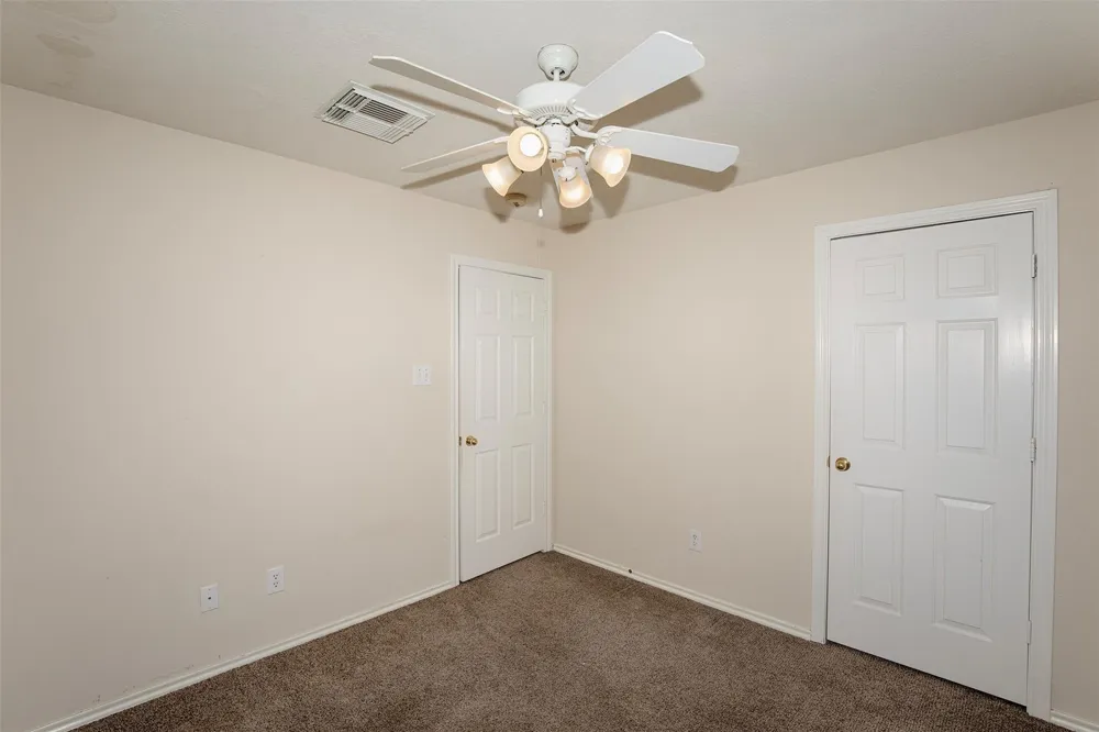 5008 Blanco Drive Pearland, TX 77584