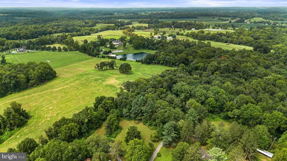 4392 ROUTE 97 Brookeville, MD 20833