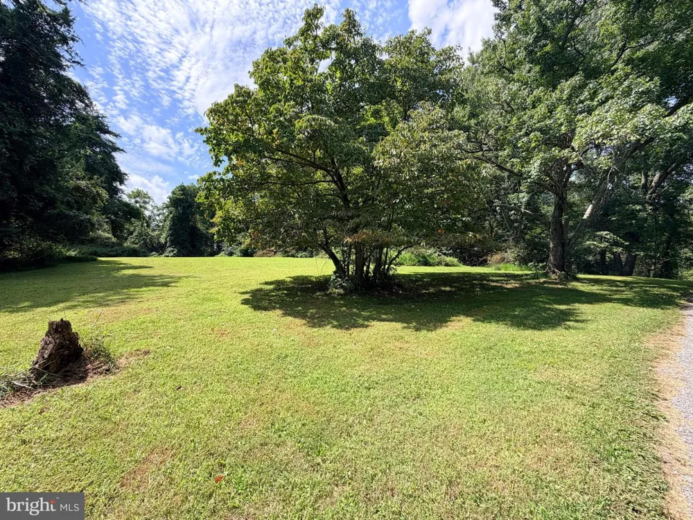 4392 ROUTE 97 Brookeville, MD 20833
