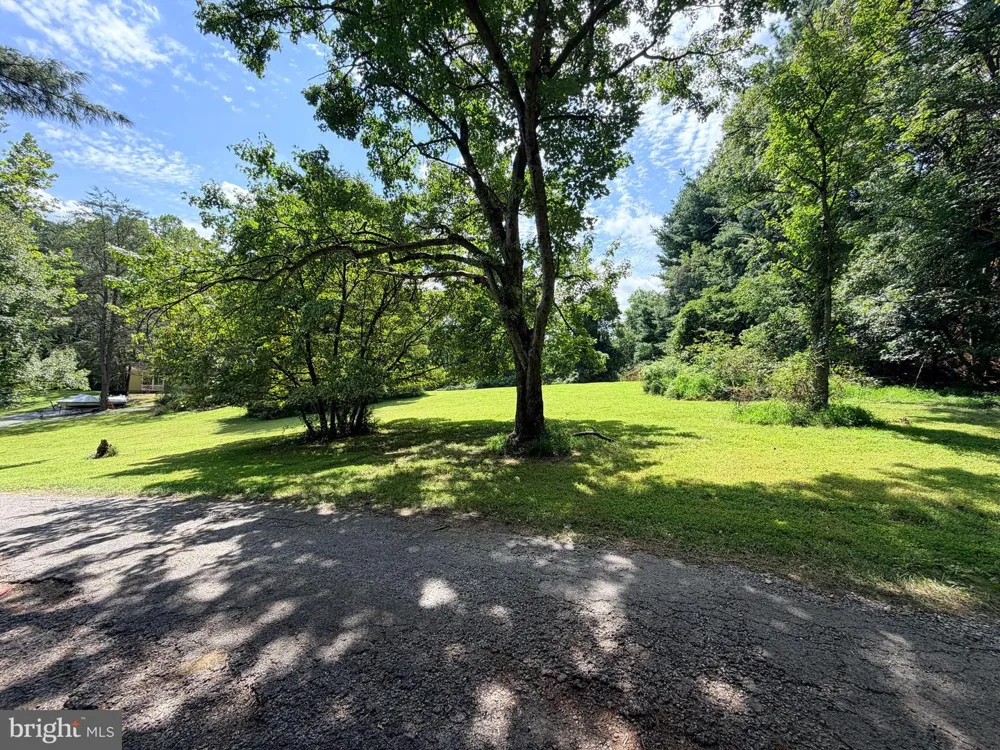 4392 ROUTE 97 Brookeville, MD 20833