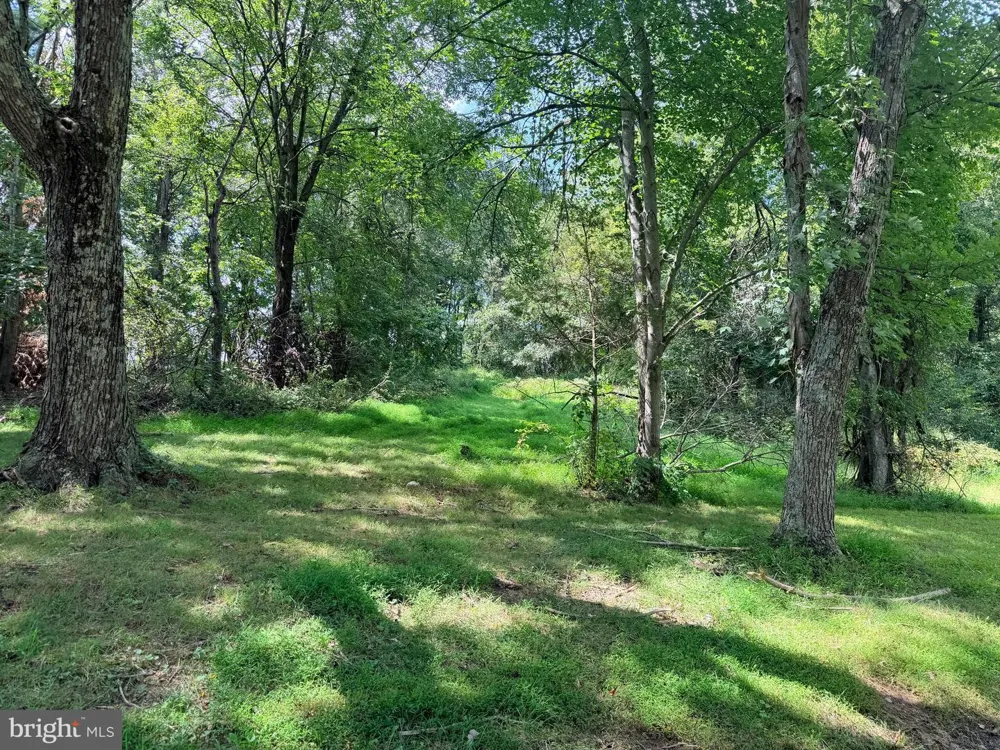 4392 ROUTE 97 Brookeville, MD 20833