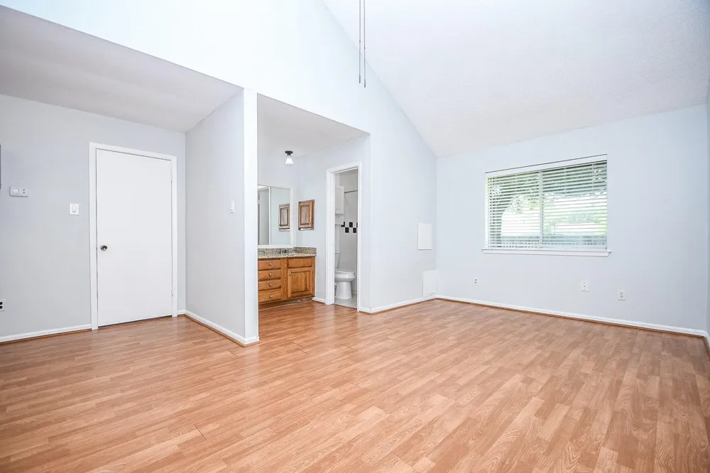 2430 Long Reach Drive Sugar Land, TX 77478