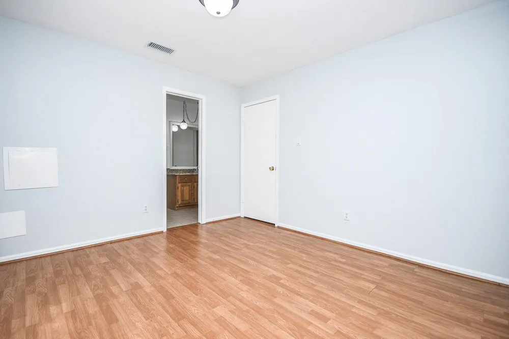 2430 Long Reach Drive Sugar Land, TX 77478