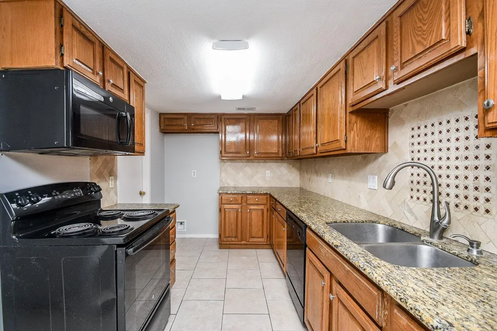 2430 Long Reach Drive Sugar Land, TX 77478