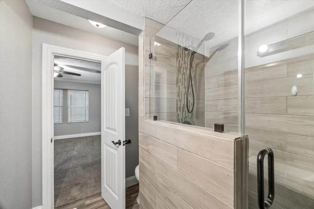 601 W Cleveland Street Baytown, TX 77520