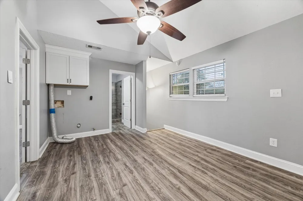 601 W Cleveland Street Baytown, TX 77520