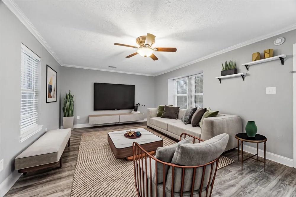 601 W Cleveland Street Baytown, TX 77520