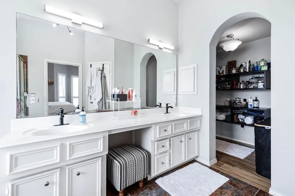 2313 Lilac Breeze Lane Pearland, TX 77584