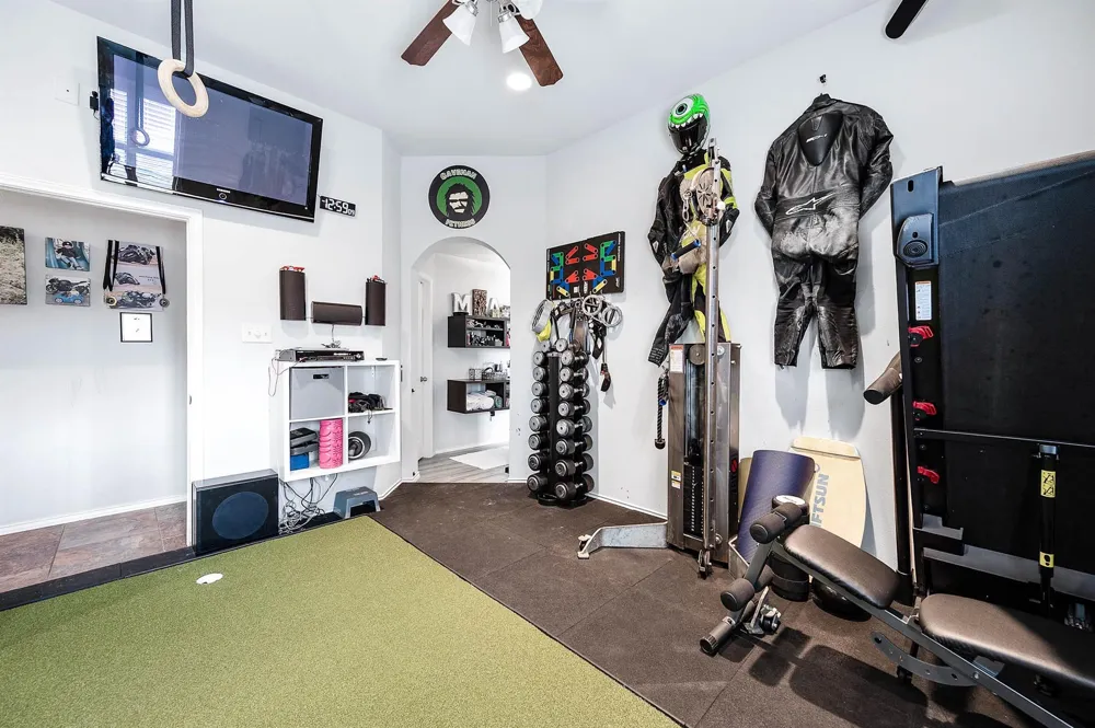 2313 Lilac Breeze Lane Pearland, TX 77584