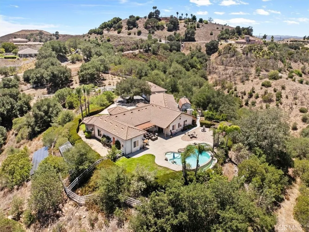 26690 Skyrocket Temecula, CA 92590