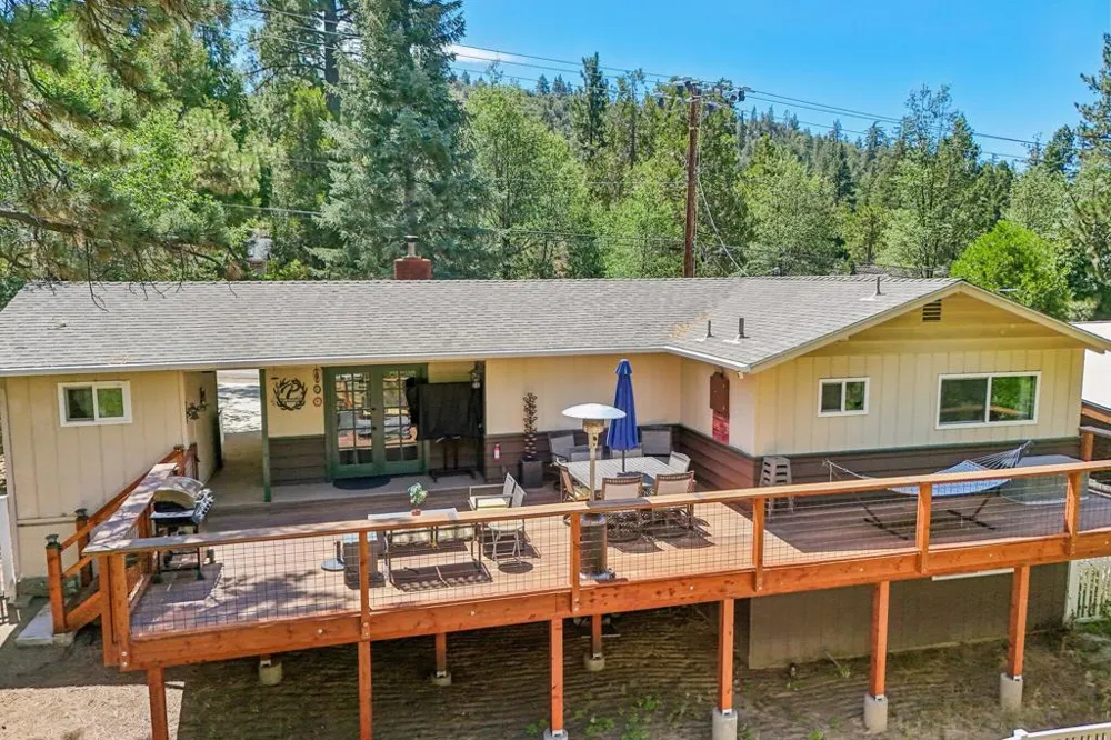 54700 S Circle Drive Idyllwild, CA 92549