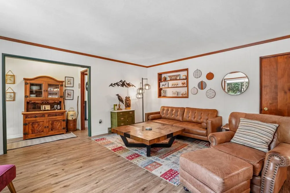 54700 S Circle Drive Idyllwild, CA 92549