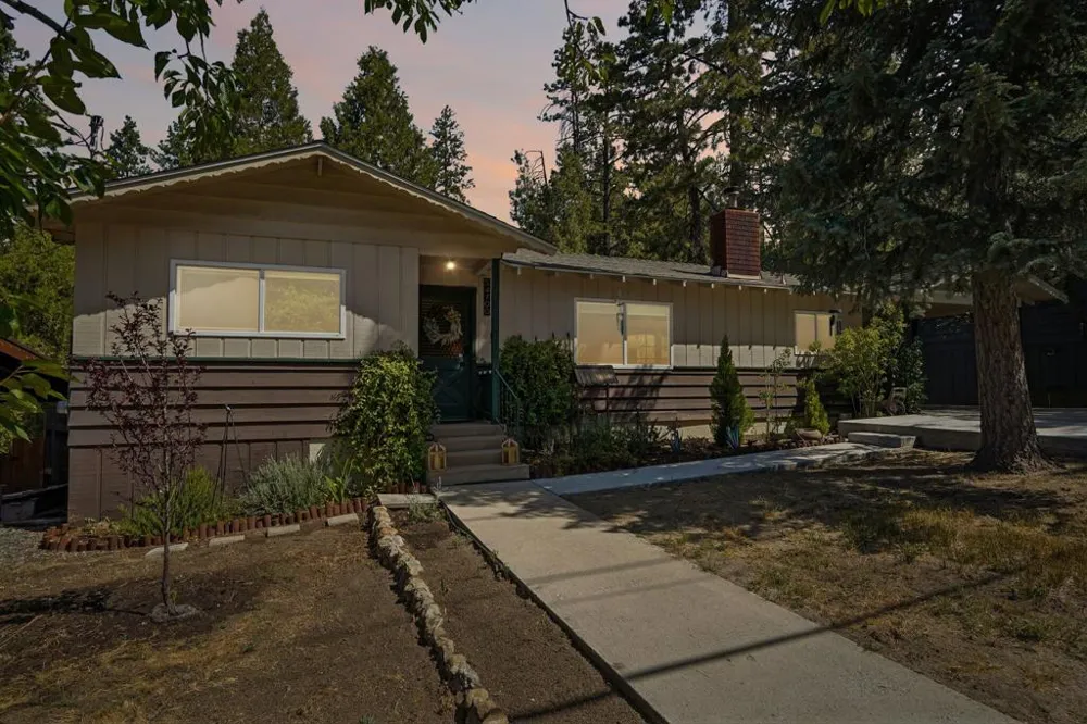 54700 S Circle Drive Idyllwild, CA 92549