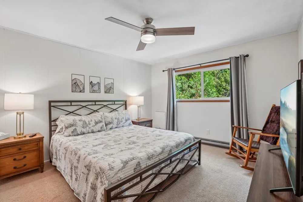54700 S Circle Drive Idyllwild, CA 92549