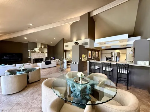 51 Kavenish Drive
