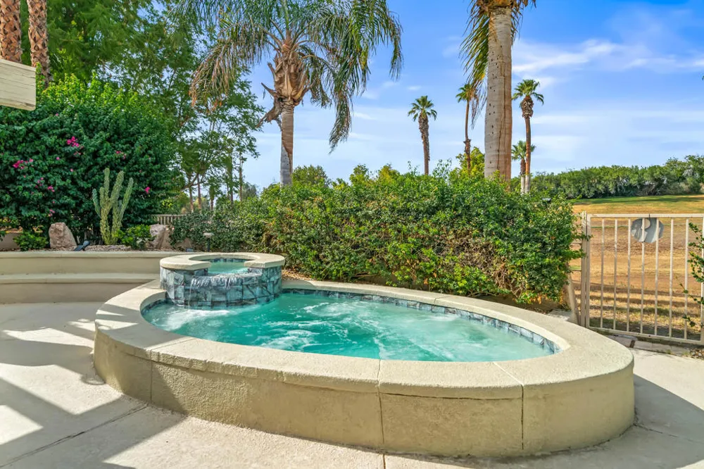 51 Kavenish Drive Rancho Mirage, CA 92270
